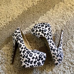 ANIMAL PRINT PLATFORM STILETTOS 6.5